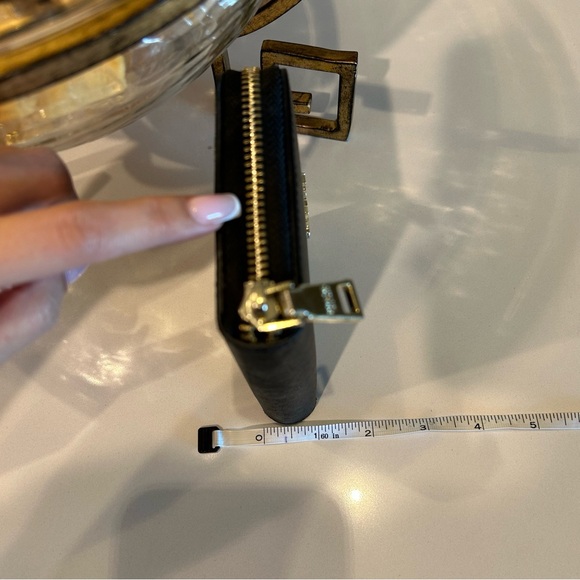 Prada Zip Saffiano Nero Black Wallet - Picture 8 of 11